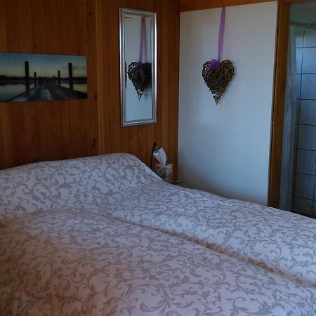 S'Husli Bed and Breakfast Embrach Buitenkant foto