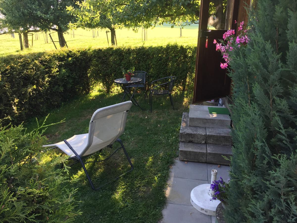 S'Husli Bed and Breakfast Embrach Buitenkant foto